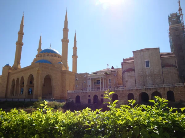 壮丽的穆罕默德 · 埃尔-阿明清真寺 — 图库照片