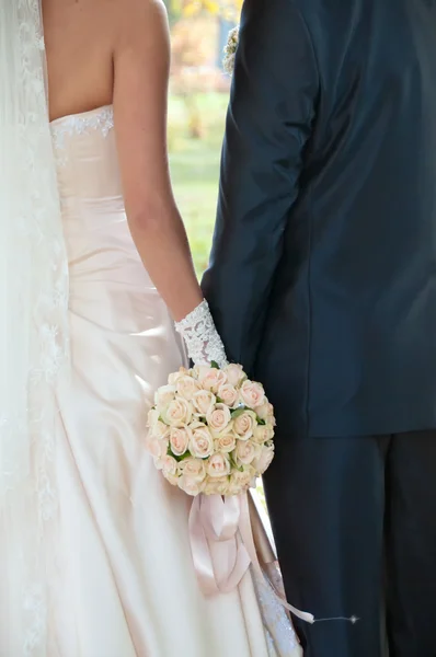White wedding bouquet — Stock Photo, Image