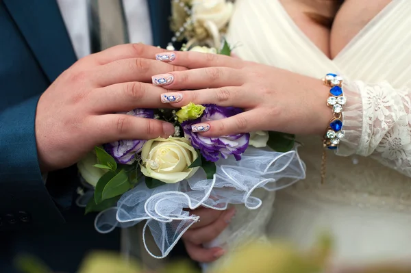 Blue and white wedding bouquet — Stock Photo, Image