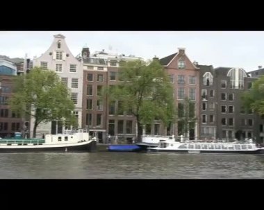 Amsterdam, Hollanda - Ağustos 2011: amsterdam kanal tekne görünümü