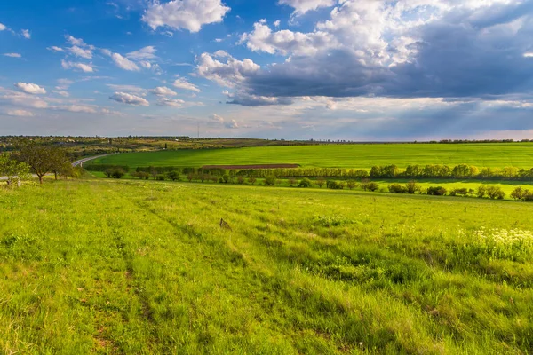モルダヴィアの田舎の農地と牧草地 モルドバ共和国 — ストック写真