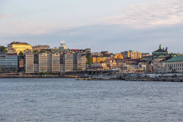 Estocolmo Suécia Maio 2016 Navios Atracados Porto Gamla Stan Antiga — Fotografia de Stock