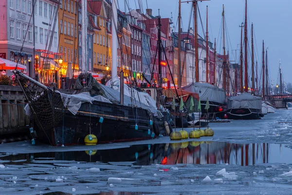 Copenhagen Denmark March 2018 Nyhavn Evening 17Th Century Waterfront Canal — Stockfoto