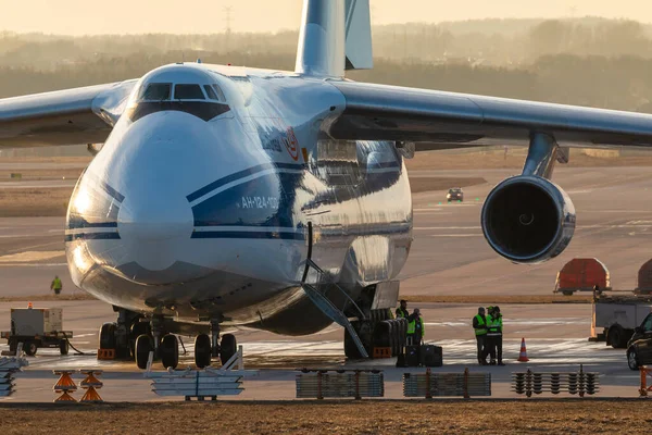 Γκντανσκ Πολωνία Μαρτίου 2018 Antonow 124 Της Volga Dnepr Airlines — Φωτογραφία Αρχείου