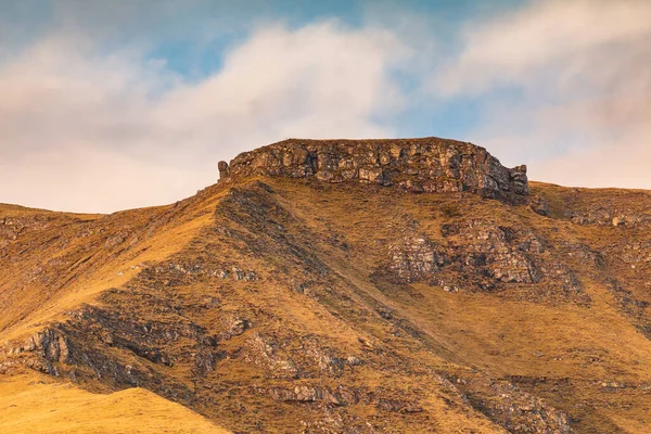 Paisaje Montaña Isla Vagar Tarde Soleada Primavera Islas Feroe —  Fotos de Stock