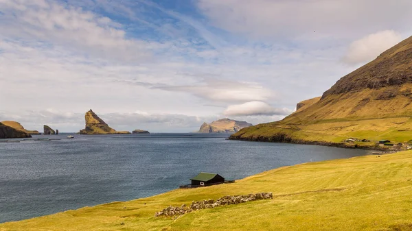 View Small Wooden House Coast Vagar Bour Faroe Islands — Stock Photo, Image