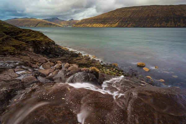 Pohled Ostrov Streymoy Pobřeží Atlantského Oceánu Vagar Islandu Poblíž Faerské — Stock fotografie