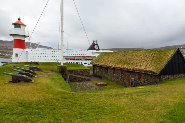Thorshavnské Faerské Ostrovy Května 2018 Torshavnský Maják Pevnosti Skansin Torshavnu — Stock fotografie