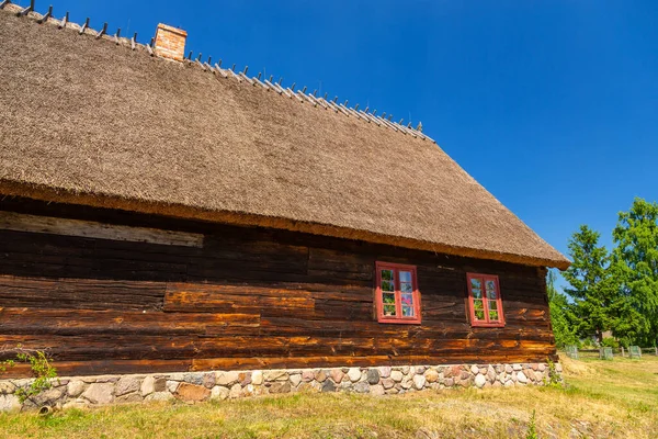 Thatched cottage in open-air museum, Kashubian Ethnographic Park.Wdzydze Kiszewskie, Poland.