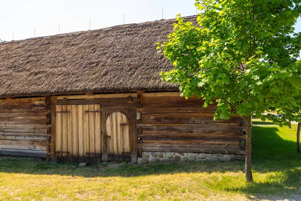 Wdzydze Kiszewskie, Polonya - 31 Mayıs 2018: Açık Hava Müzesi, Kashubian Etnoğrafya Parkı.