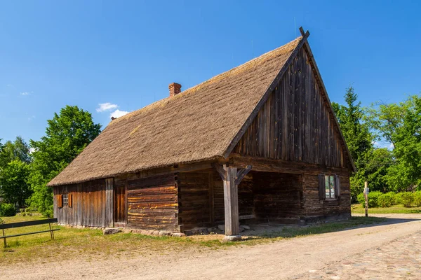 Wdzydze Kiszewskie, Polonya - 31 Mayıs 2018: Açık Hava Müzesi, Kashubian Etnoğrafya Parkı.