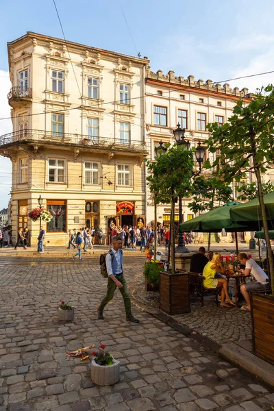 Lviv Ukraine June 2018 Traditional Buildings Cobblestone Street Historical Old — Fotografia de Stock