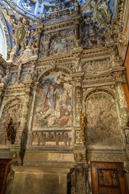 Lviv, Ukrayna - 09 Haziran 2018: Boim Şapeli 'nin içinde, Katedral Meydanı' ndaki dini mimari anıt.