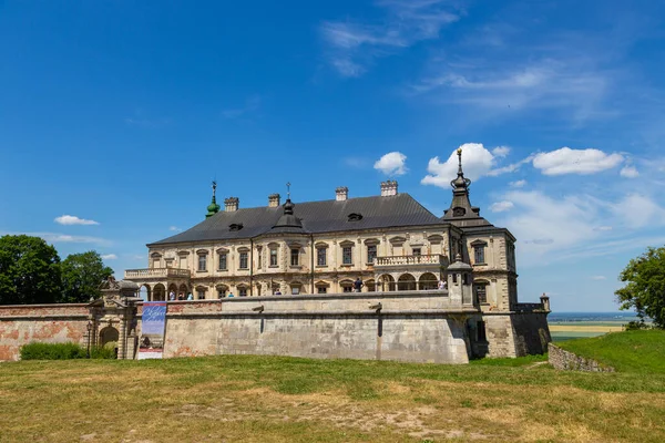 Pidhirtsi Ukraine June 2018 Pidhirtsi Castle Residential Castle Fortress Located — Stock Fotó