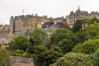 Edinburgh, İskoçya, İngiltere - 11 Ağustos 2018: İskoçya 'nın Edinburgh şehrinin manzarası.
