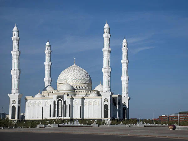 Nieuwe moskee van astana — Stockfoto