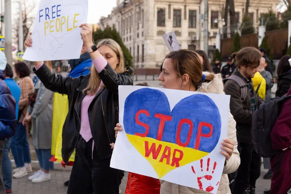 Kishinev Moldova March 2022 Meeting People Support Ukraine People Ukrainian — Stock Photo, Image