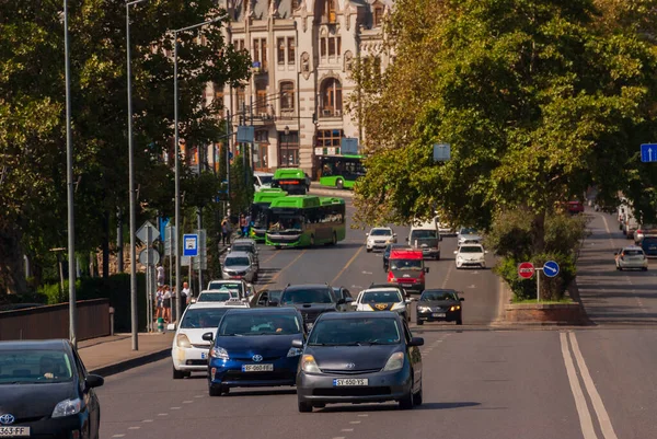 格鲁吉亚 第比利斯 2022年9月17日 城市街道交通 — 图库照片