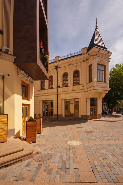 Georgia Tbilisi September 2022 View Traditional Narrow Street Old Tbilisi — Stock Photo, Image