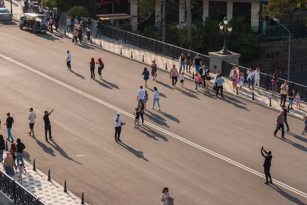 Gürcistan Tiflis Ekim 2022 Şehir Parkı Nda Simsiz Nsanlar Grubu — Stok fotoğraf