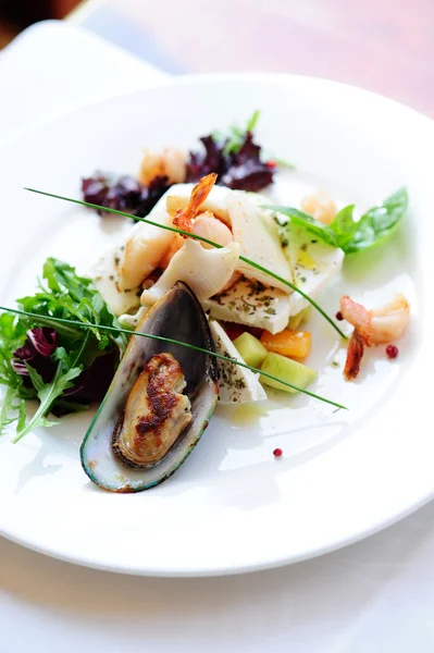 Ensalada de mejillones — Foto de Stock