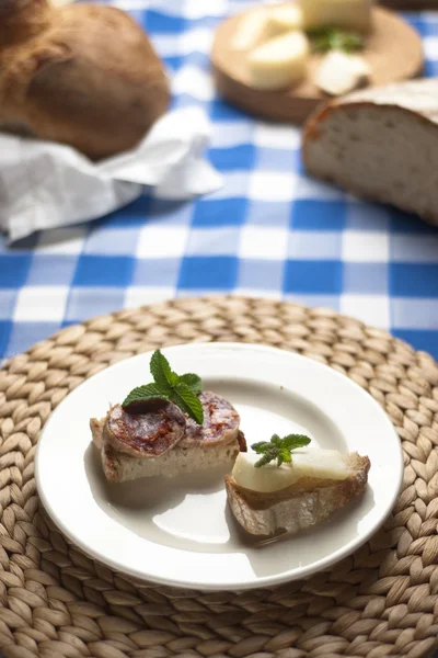 Portekizce ve İspanyolca tapas