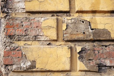Eski hasarlı tuğla duvar