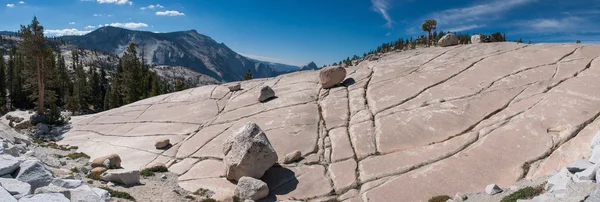 Panorama of stone hill at Yosemite National Park — Stock Photo, Image