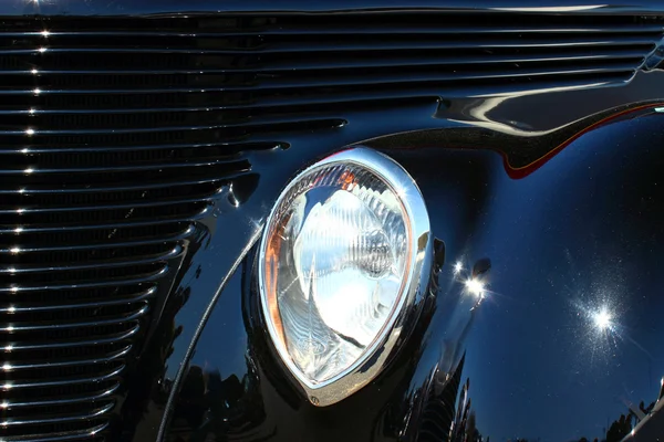 Grill and Headlight — Stock Photo, Image