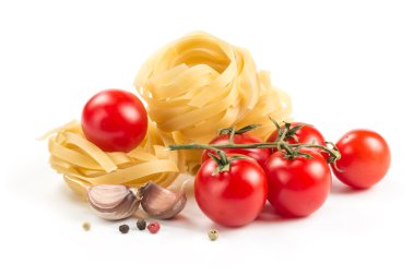 Domatesli şehriye yuva