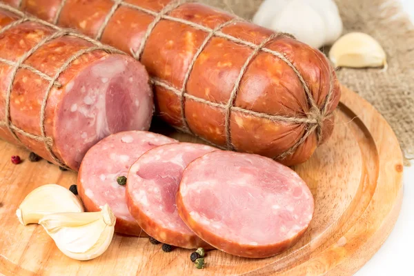 Tütsülenmiş sosis tahtası