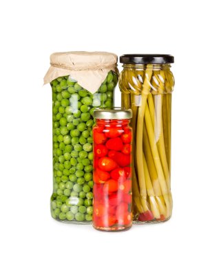 cam kavanozlarda konserve sebzeler