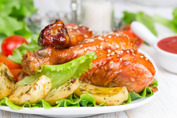 Fried chicken legs — Stock Photo, Image