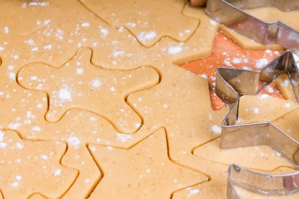 Processen att baka hembakade kakor. — Stockfoto