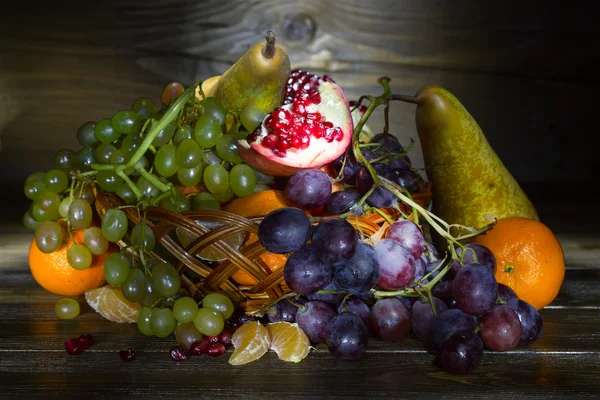 Stilleben med frukt — Stockfoto