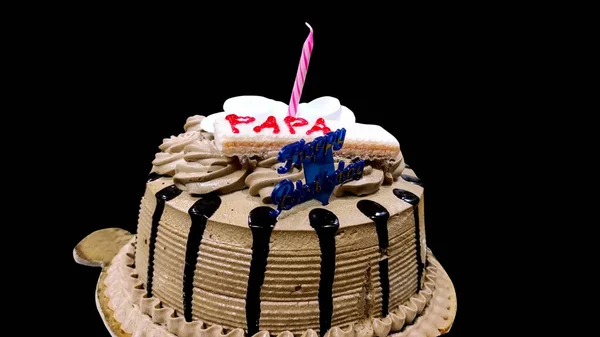 Una Gustosa Torta Cioccolato Compleanno Decorata Con Crema Noci Sul — Foto Stock