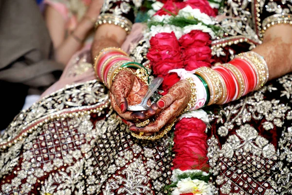 Haldi Γαμήλια Τελετή Αρχή Της Ιερής Ινδικής Γαμήλιας Τελετής Στην — Φωτογραφία Αρχείου