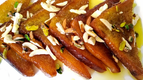 Une Fermeture Shahi Tukda Shahi Toast Également Connu Sous Nom Image En Vente
