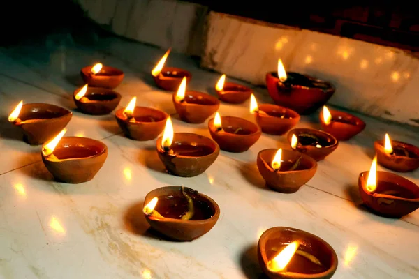Traditional Clay Diya Lamps Lit Diwali Celebration — Stockfoto