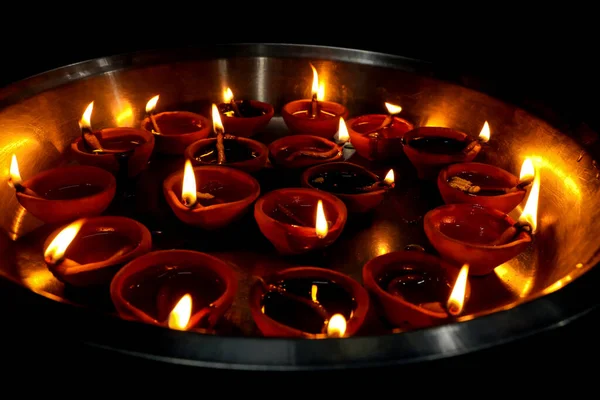 Traditional Clay Diya Lamps Lit Diwali Celebration — 图库照片