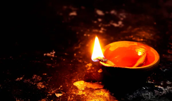 Close Image Lit Clay Diya Lamp Floor Diwali Indian Hindu — 스톡 사진