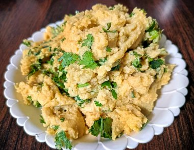 Suran ki sabzi ya da Jimikand masala körisinin yakın çekim görüntüsü