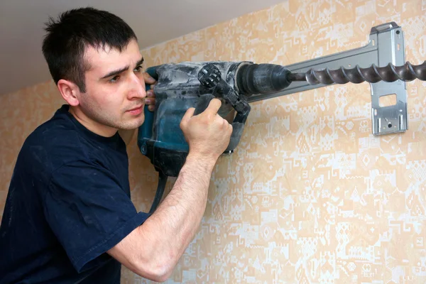 Real photo of installation of the conditioner — Stock Photo, Image