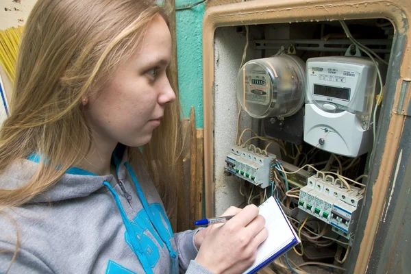 Contador elétrico multitarifário . — Fotografia de Stock