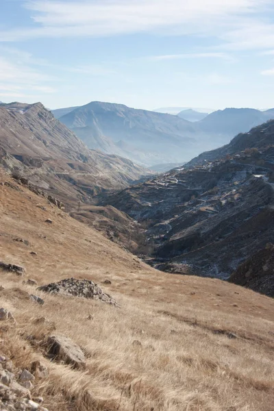Dağıstan 'a, Kafkaslara, Rusya' ya bir gezi. Kış. Dağlar