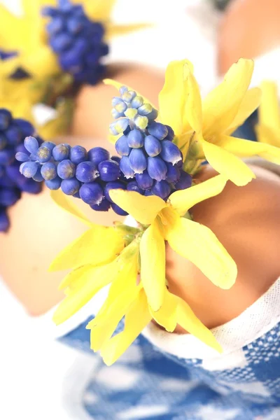 Easter eggs with flowers — Stock Photo, Image