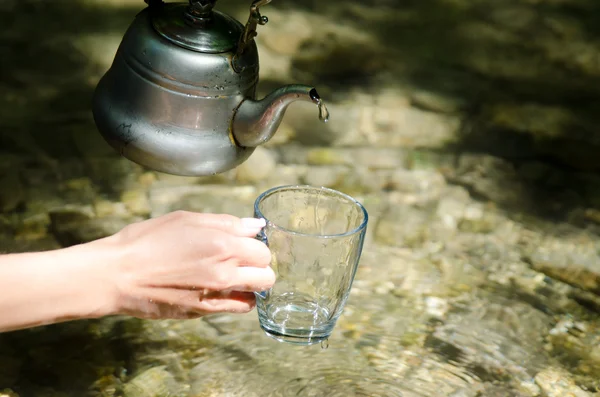 Лиловая вода . — стоковое фото