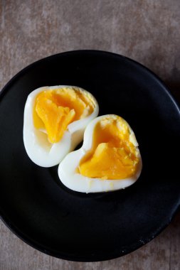 kalp şekilli yumurta