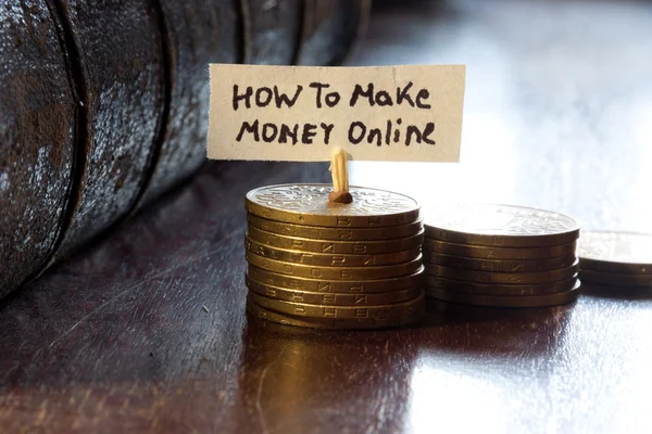 Jak zarabiać pieniądze online — Zdjęcie stockowe