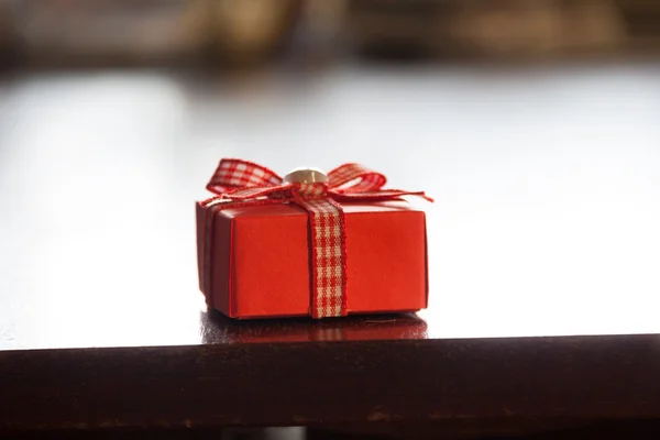 Caja de regalo —  Fotos de Stock